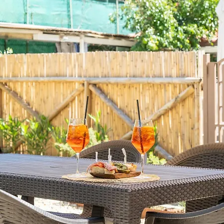 Appartement Santo's - Seaside And Bikeway In Riviera & Sanremo Santo Stefano al Mare