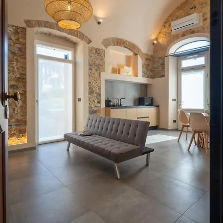 Santo's - Seaside And Bikeway In Riviera & Sanremo Santo Stefano al Mare