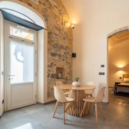 Santo's - Seaside And Bikeway In Riviera & Sanremo * Santo Stefano al Mare