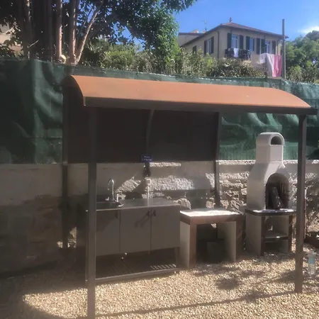 Santo's - Seaside And Bikeway In Riviera & Sanremo Daire