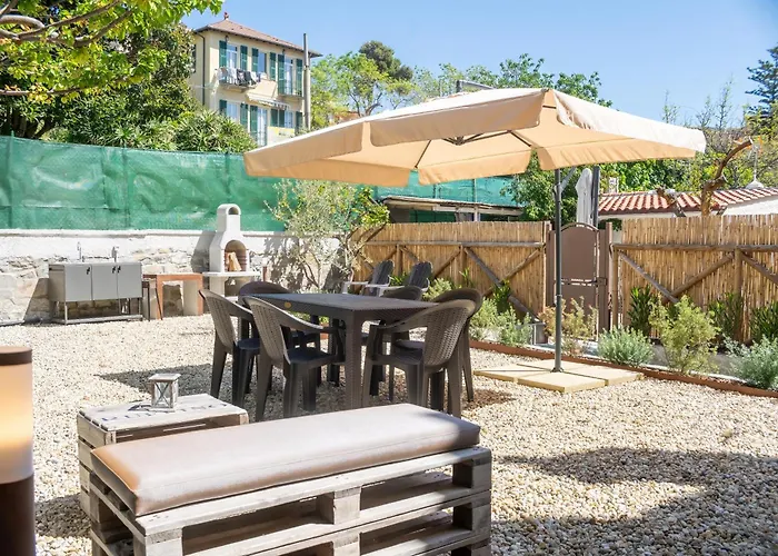 Santo's - Seaside And Bikeway In Riviera & Sanremo * Santo Stefano al Mare