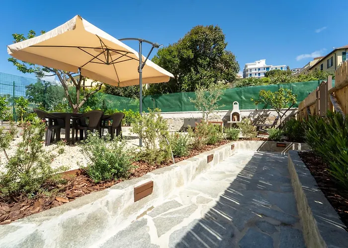 Santo's - Seaside And Bikeway In Riviera & Sanremo